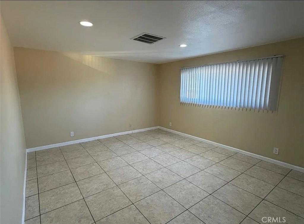 Residential Lease for rent at 51704 Cesar Chavez, Coachella CA featuring 3 beds and 1 bath