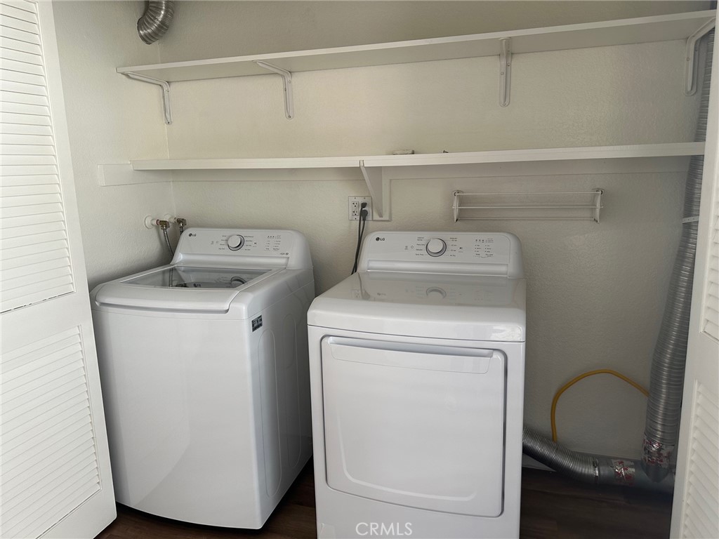 Residential Lease for rent at 27855 Lentiscal 38, Mission Viejo CA featuring 2 beds and 2 baths