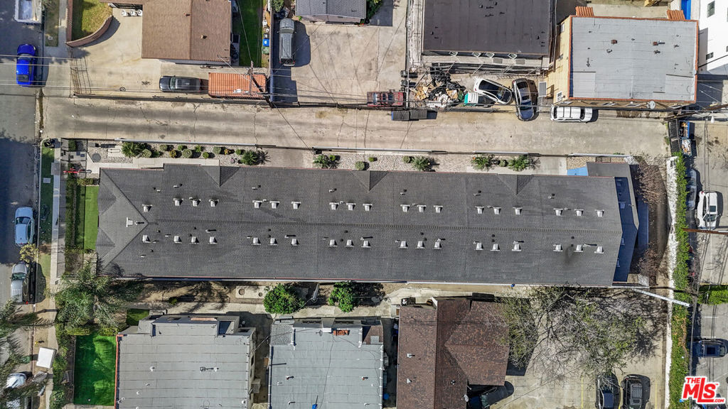 Residential Income for sale at 1271 W 39th Place, Los Angeles CA featuring 22 beds and 24 baths