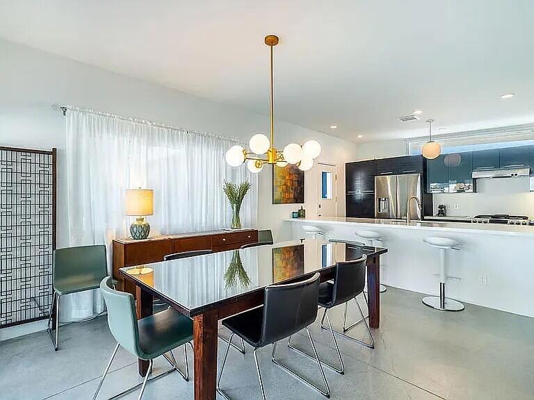 Residential Lease for rent at 2223 N Magnolia Road, Palm Springs CA featuring 3 beds and 2 baths