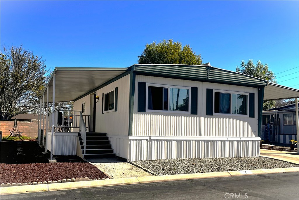 Manufactured In Park for sale at 9391 California 7, Riverside CA featuring 2 beds and 1 bath