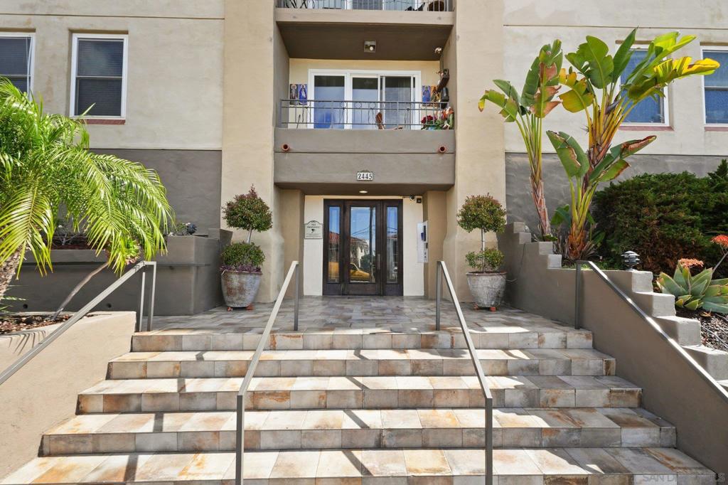 Residential for sale at 2445 Brant St 204, San Diego CA featuring 1 bed and 1 bath