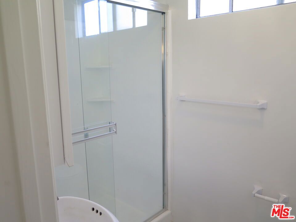 Residential Lease for rent at 12492 GILMORE Avenue 1, Los Angeles, Los Angeles County CA and 1 bath