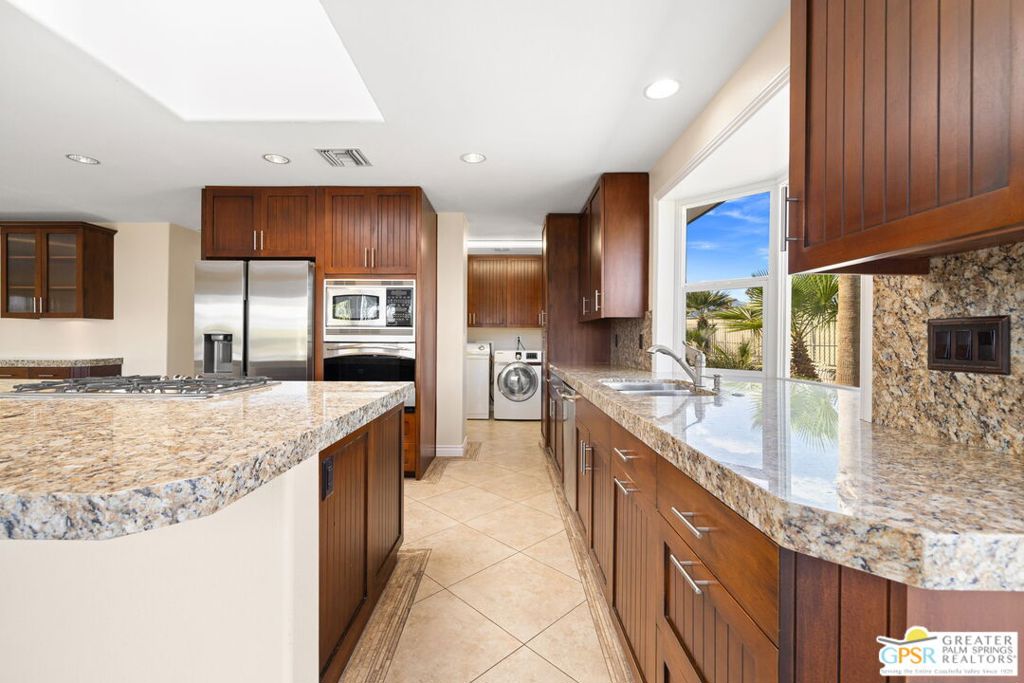 Residential for sale at 43510 Oregon Circle, Palm Desert CA featuring 3 beds and 2 baths