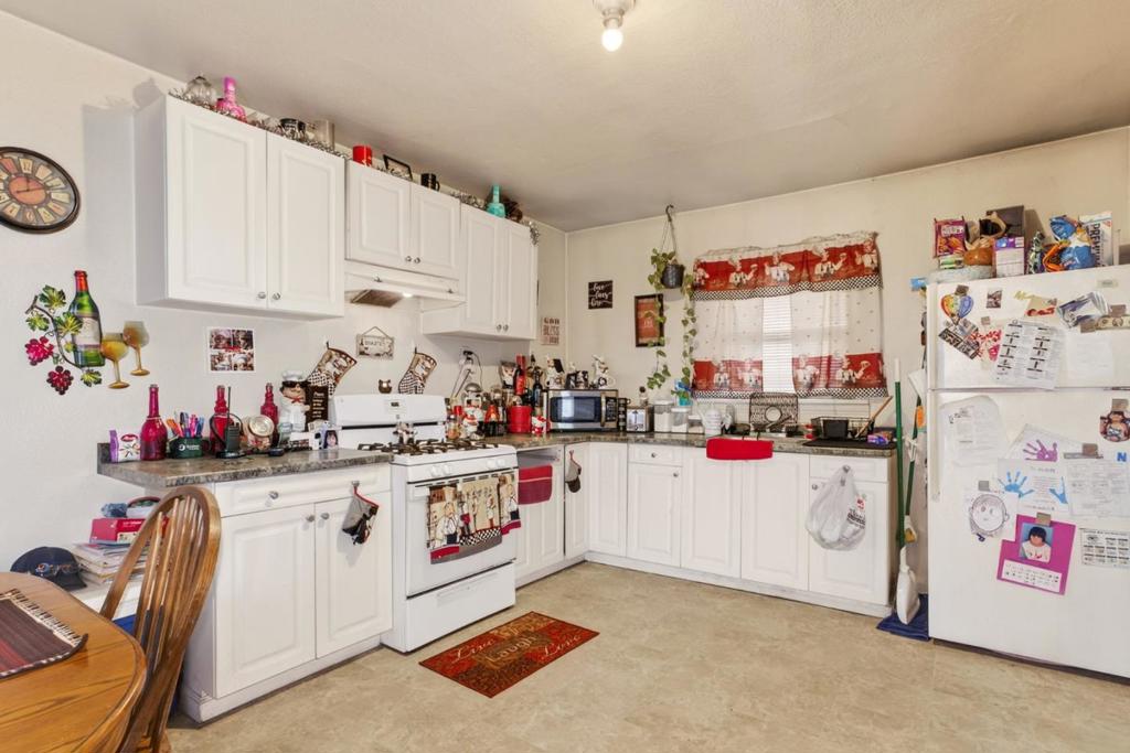 Residential Income for sale at 408 J Street, Modesto CA