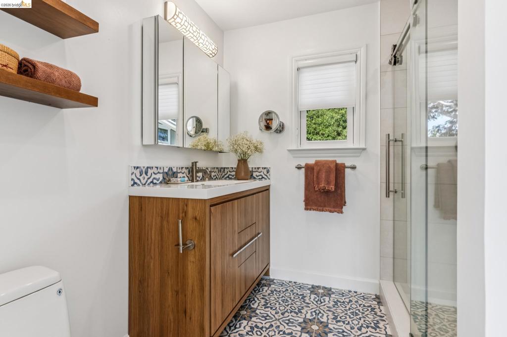 Residential for sale at 5861 5861 Bernhard Ave, Richmond CA featuring 3 beds and 3 baths