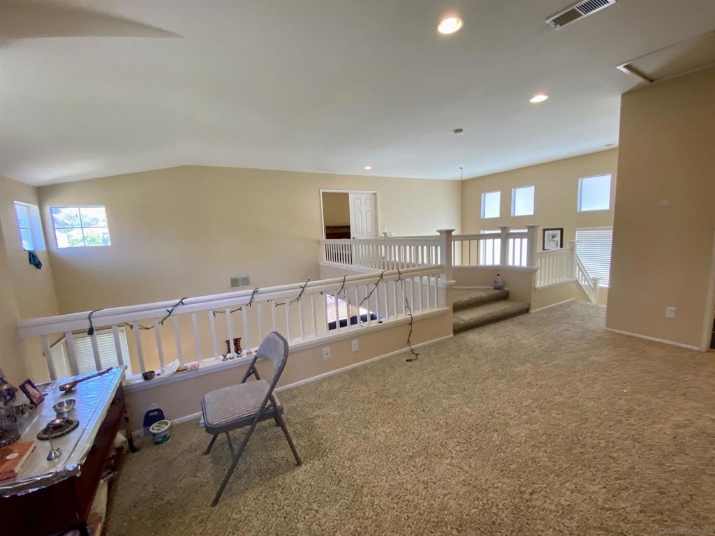 Residential Lease for rent at 12061 Daymark Ct, San Diego, San Diego County CA featuring 3 beds and 3 baths