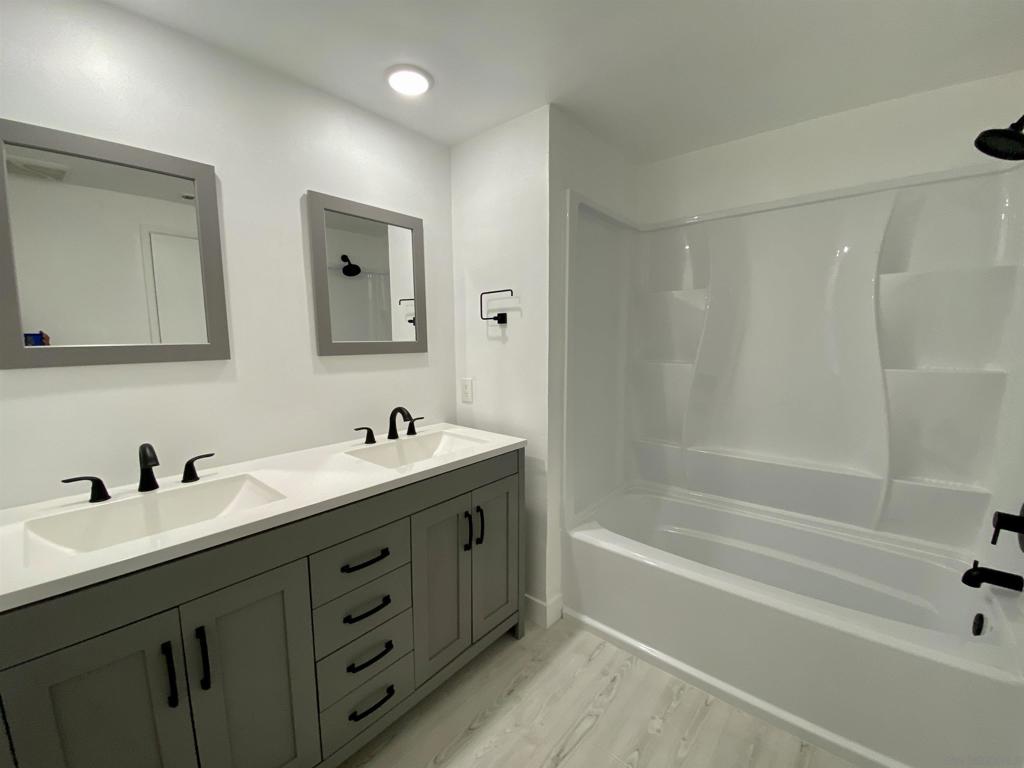 Residential Lease for rent at 293 Chapalita Dr, Encinitas CA featuring 4 beds and 3 baths