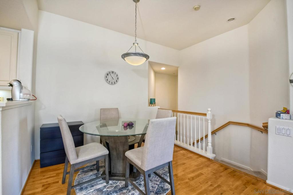 Residential Lease for rent at 16940 Starling Sight 1, San Diego, San Diego County CA featuring 2 beds and 2 baths