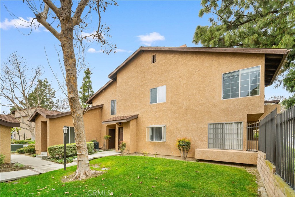 Residential for sale at 2720 Calle Ruiz, West Covina CA featuring 3 beds and 2 baths
