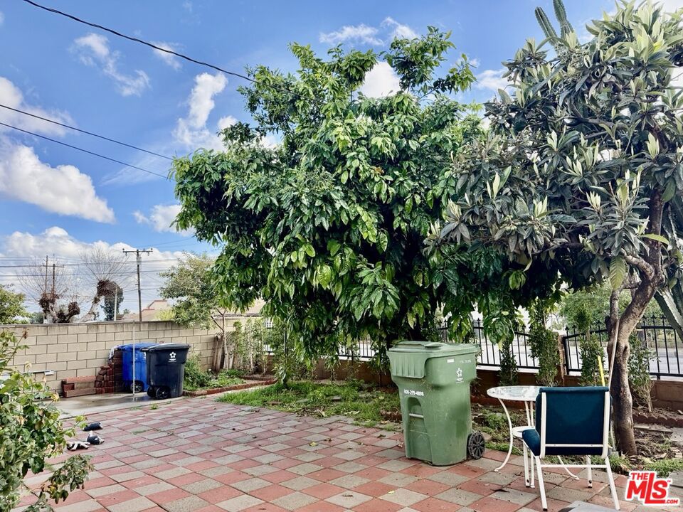 Residential Lease for rent at 2328 Pine Street, Rosemead CA featuring 2 beds and 1 bath