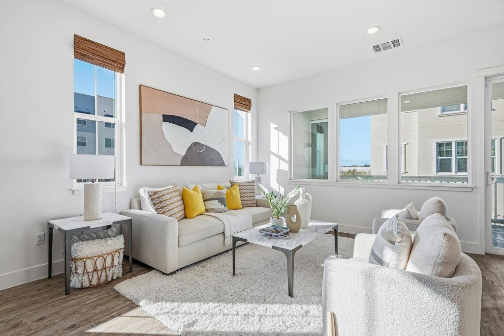 Residential for sale at 37541 37541 Bay Crest Rd, Newark CA featuring 4 beds and 4 baths