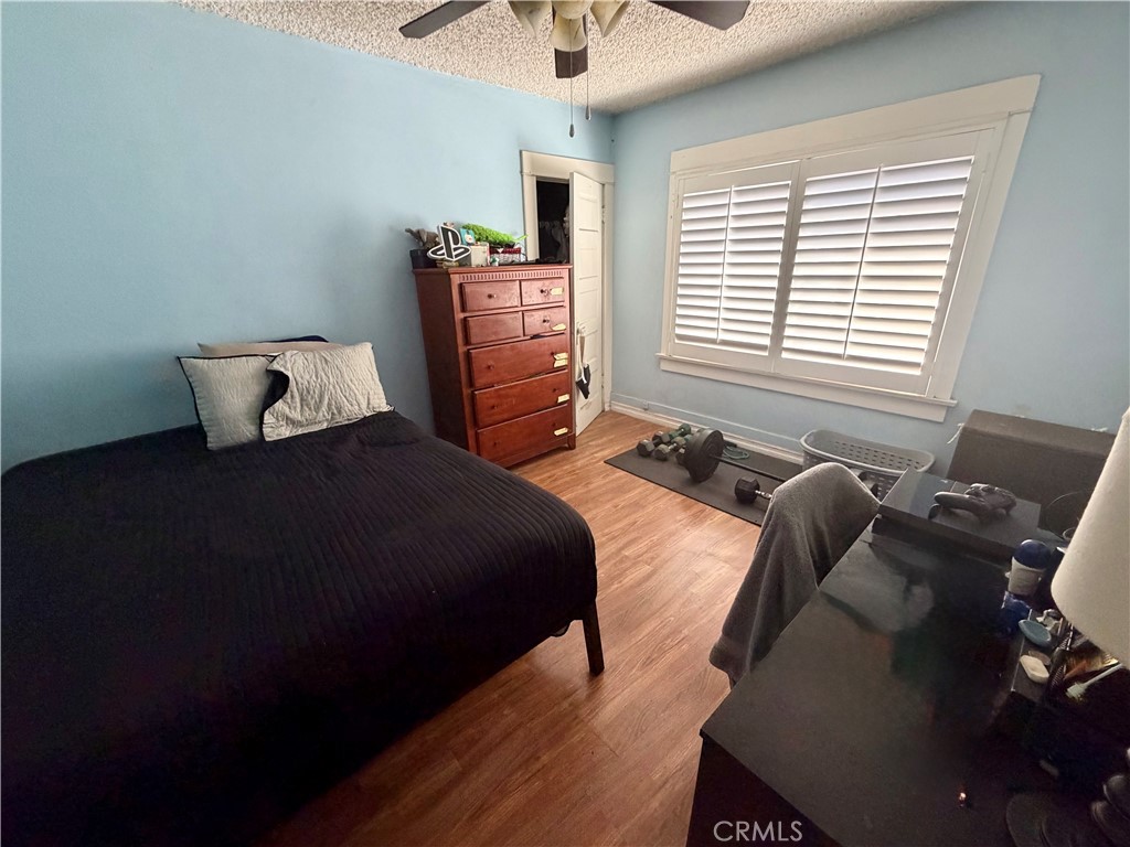 Duplex for sale at 1016 W 51st Place, Los Angeles, CA