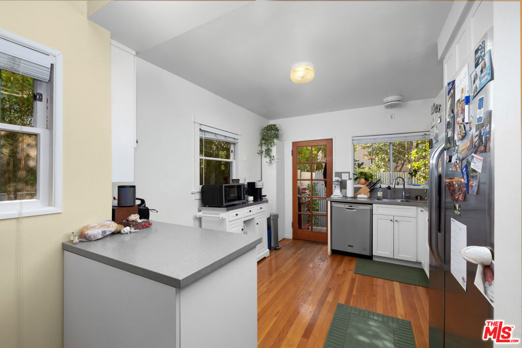 Residential Income for sale at 1124 12th Street, Santa Monica CA featuring 6 beds and 5 baths