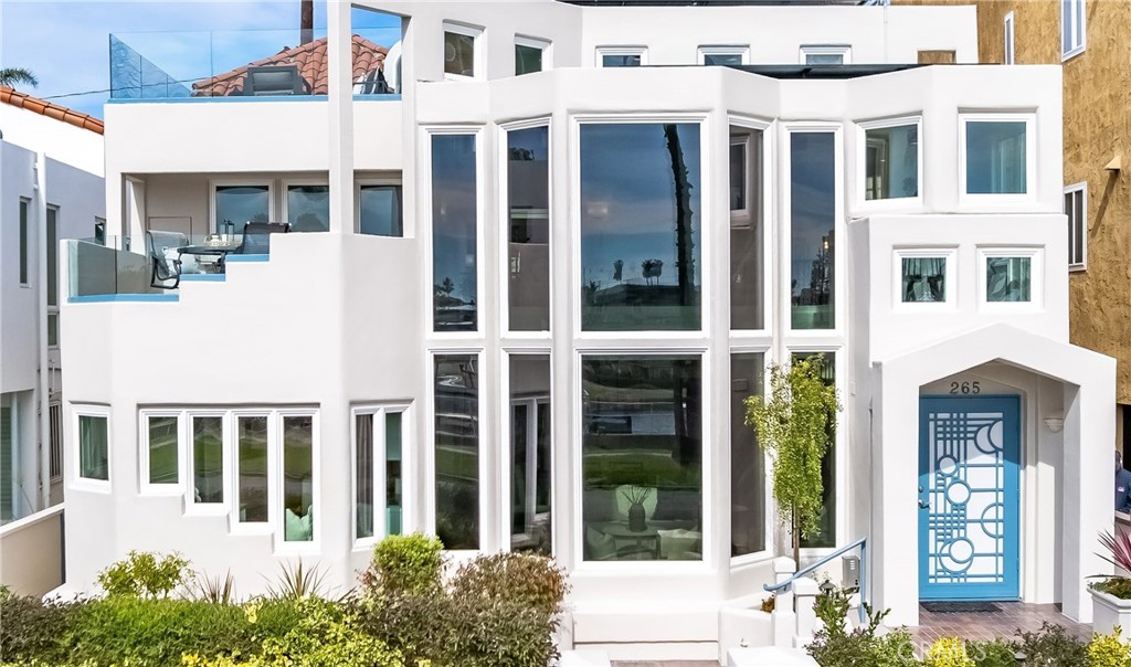Active for sale at Long Beach, CA, Long Beach, CA CA and 5 baths
