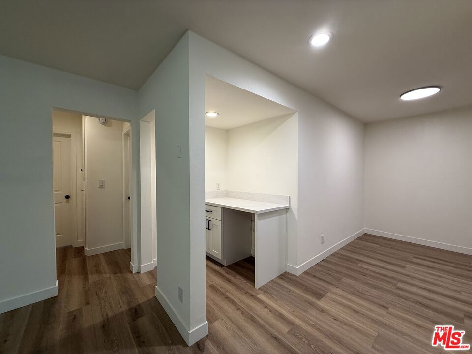 Residential Lease for rent at 314 S Clark Drive 2, Los Angeles, Los Angeles County CA featuring 2 beds and 2 baths