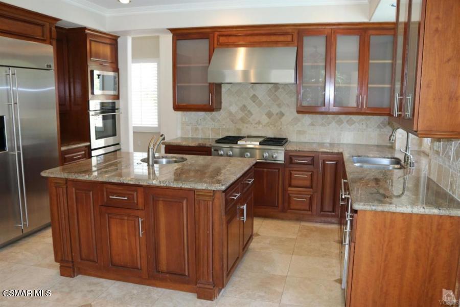 Residential Lease for rent at 23172 Park Pinta, Calabasas CA featuring 5 beds and 4 baths