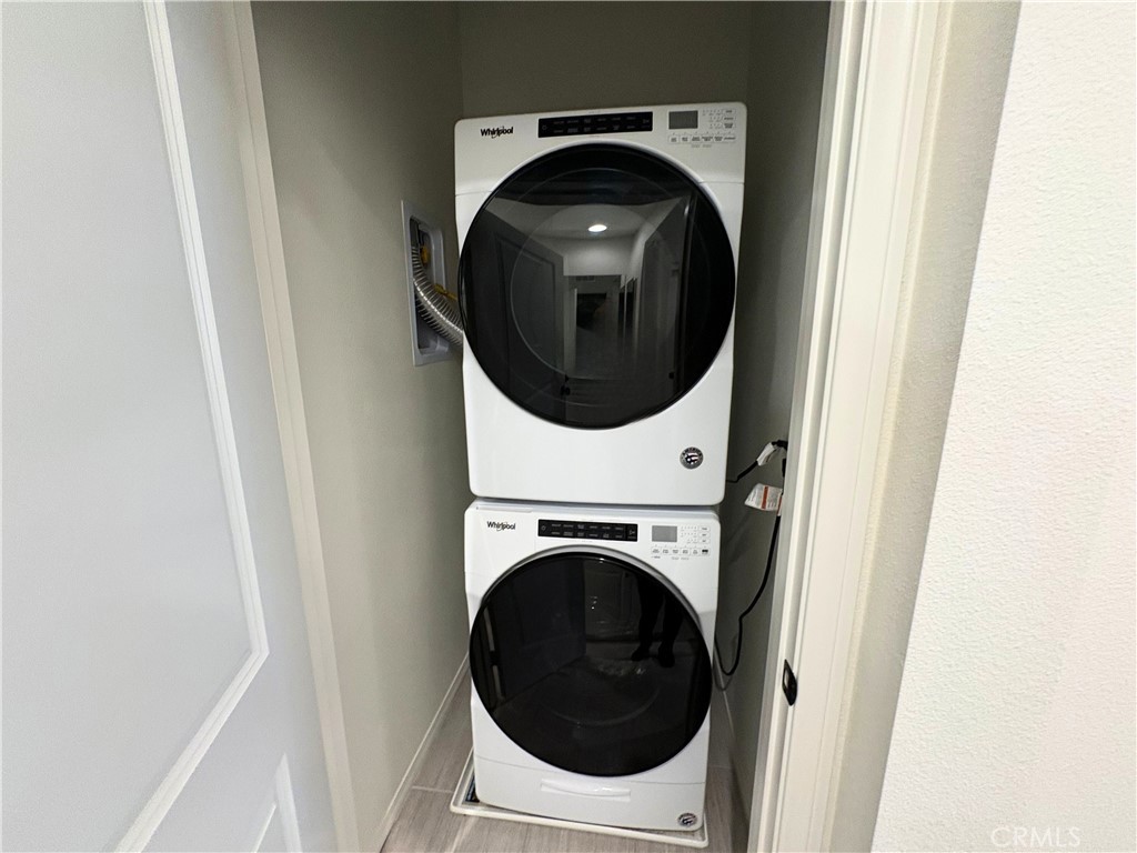 Residential Lease for rent at 2848 E Berry Loop Privado, Ontario CA featuring 1 bed and 2 baths