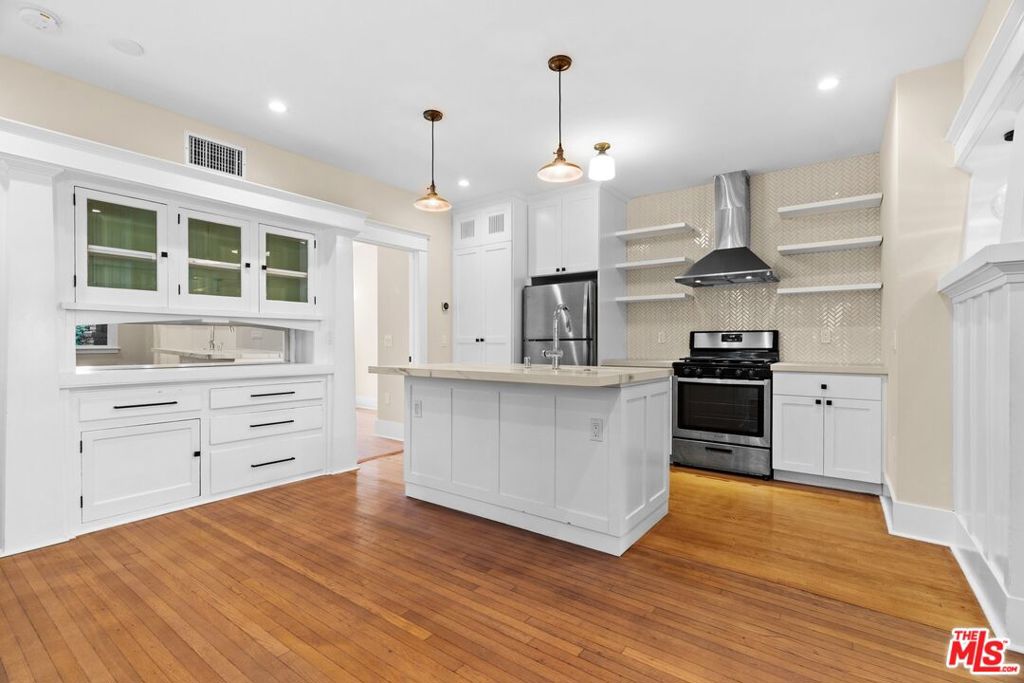 Residential Income for sale at 1140 Lemoyne Street, Los Angeles CA featuring 8 beds and 4 baths