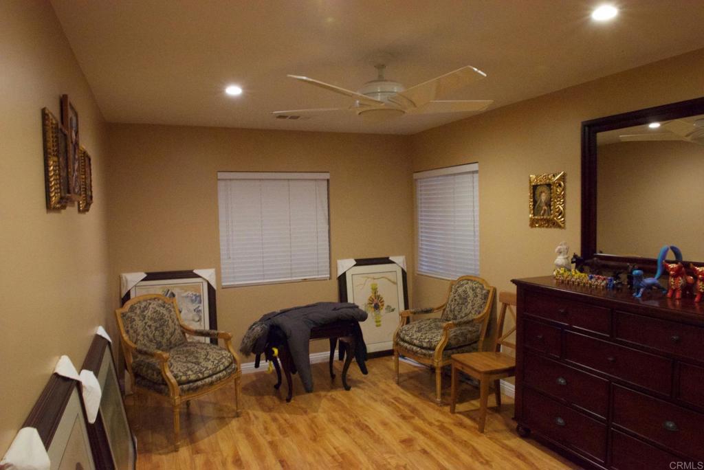 Residential Lease for rent at 411 Windjammer Cir, Chula Vista, San Diego County CA featuring 3 beds and 3 baths