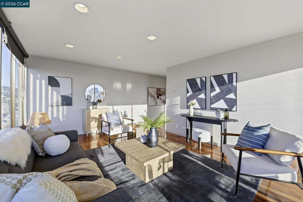 Residential for sale at 565 Bellevue Ave 1403, Oakland CA featuring 1 bed and 2 baths