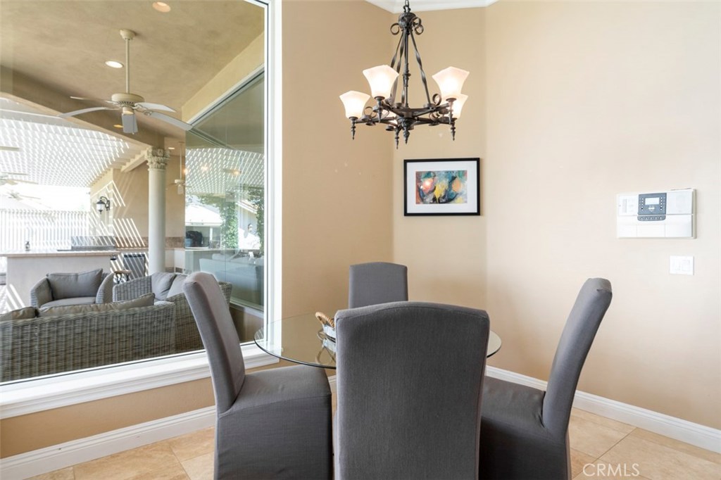 Residential Lease for rent at 38750 Celita, Temecula CA featuring 4 beds and 6 baths