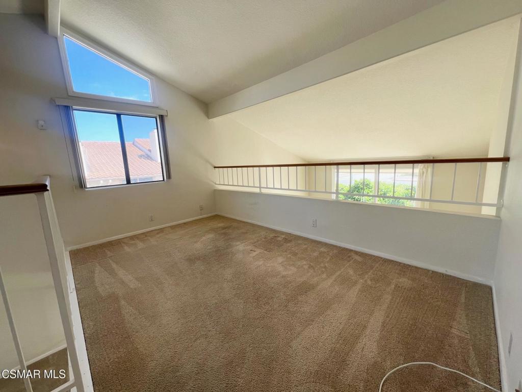 Residential Lease for rent at 198 San Vincente Circle, Newbury Park CA featuring 2 beds and 2 baths