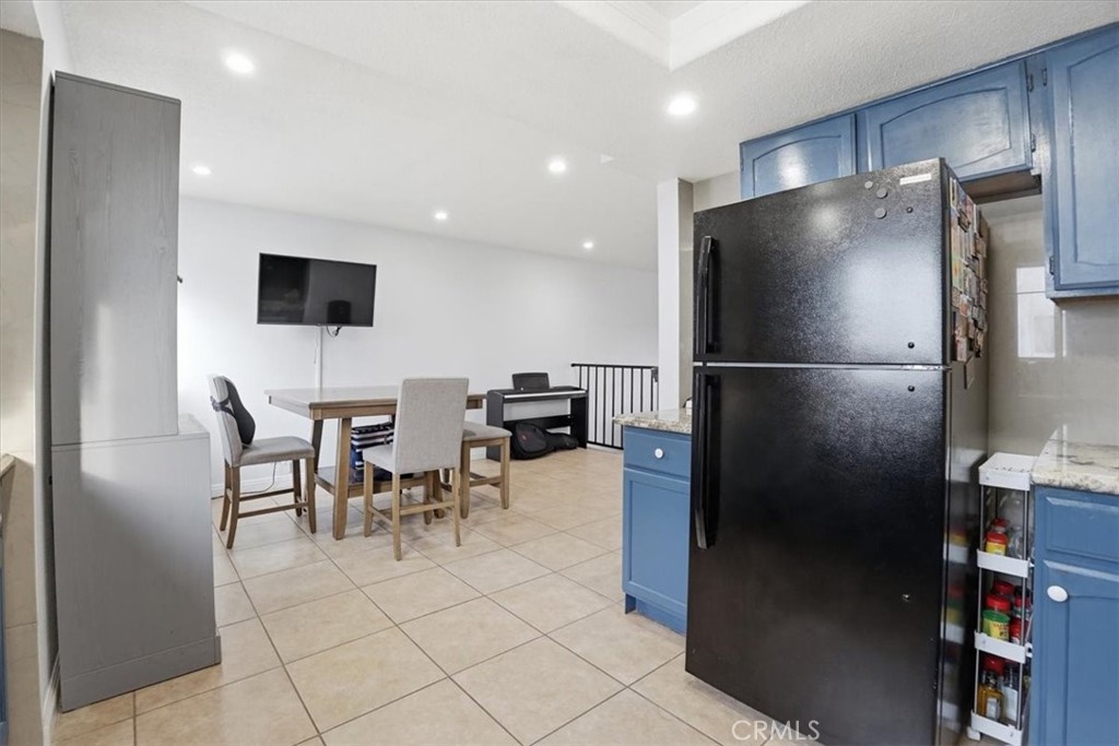 Residential for sale at 14325 Foothill 9, Sylmar CA featuring 2 beds and 3 baths