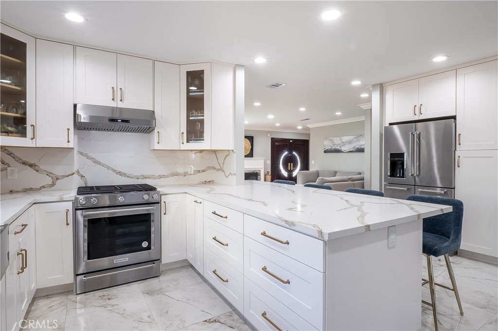 Single Family Residence for sale at 5339 E Greenmeadow, Long Beach, CA featuring 5 beds and 3 baths