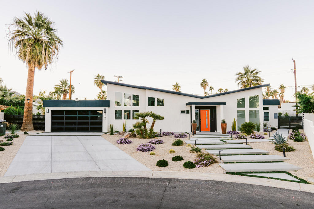 Residential Lease for rent at 2197 Jacques Drive, Palm Springs CA featuring 6 beds and 6 baths