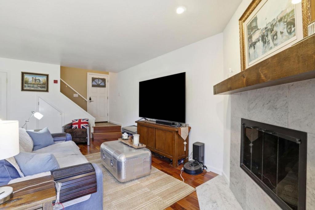 Residential for sale at 4967 Cherry Avenue, San Jose CA featuring 3 beds and 3 baths