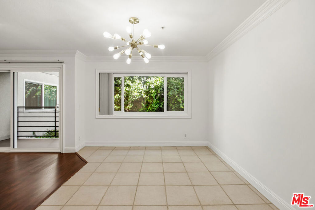 Residential Lease for rent at 1508 VETERAN Avenue 105, Los Angeles, Los Angeles County CA featuring 2 beds and 2 baths