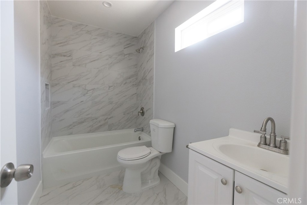 Residential Lease for rent at 651 Ward, La Habra CA featuring 1 bed and 1 bath