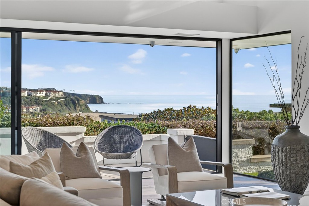 Residential Lease for rent at 17 Monarch Bay, Dana Point CA featuring 4 beds and 4 baths