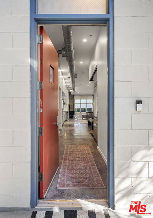 Residential Lease for rent at 710 N Orlando Avenue 104, West Hollywood CA featuring 2 beds and 3 baths