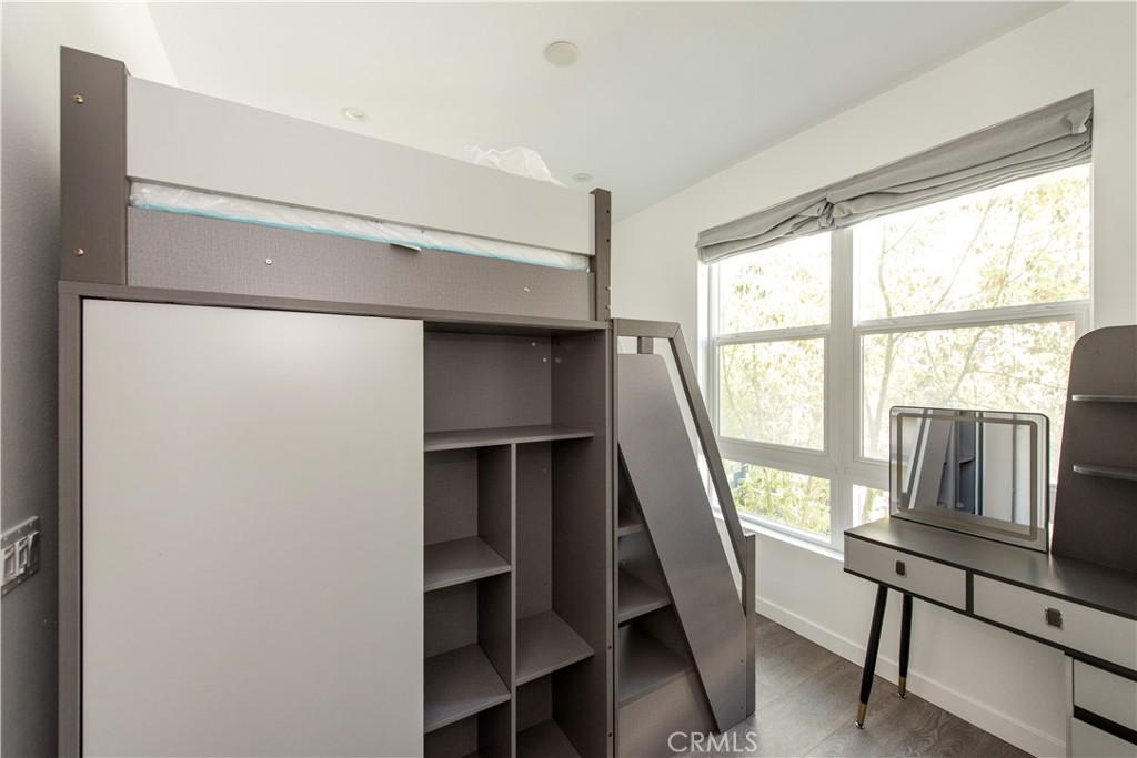 Residential Lease for rent at 2208 Synergy, Irvine CA featuring 2 beds and 3 baths