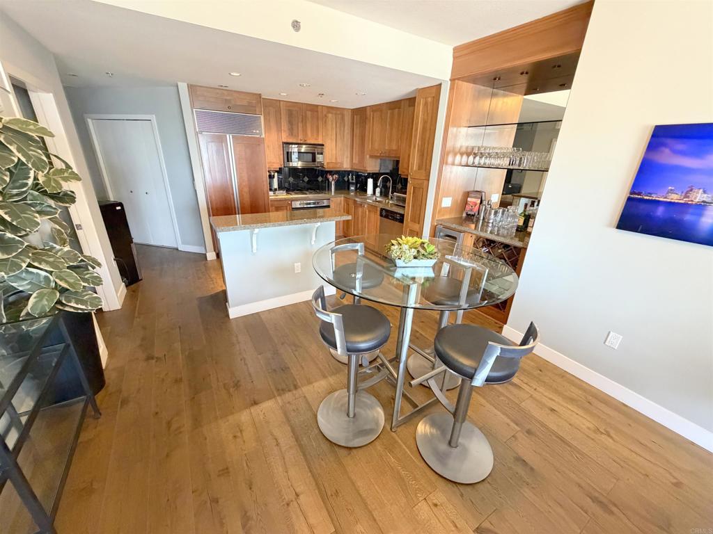 Condominium for sale at 700 W Harbor Drive 1606, San Diego, CA featuring 1 bed and 2 baths