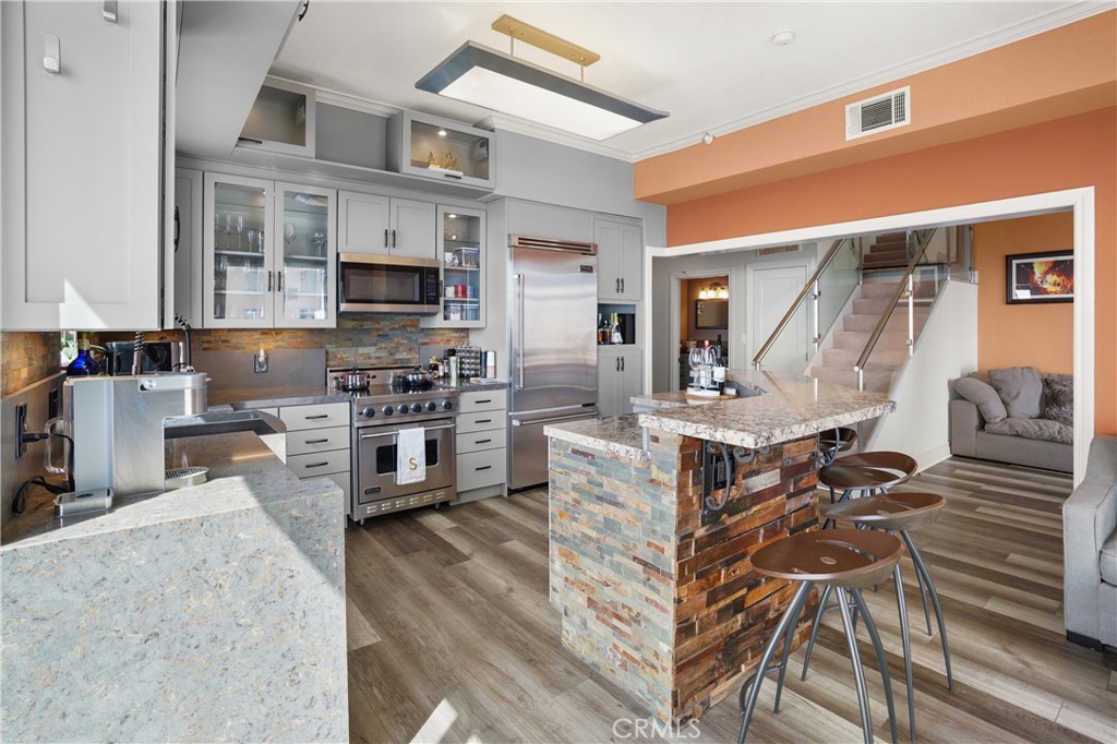 Residential Lease for rent at 488 E Ocean P2, Long Beach CA featuring 2 beds and 2 baths