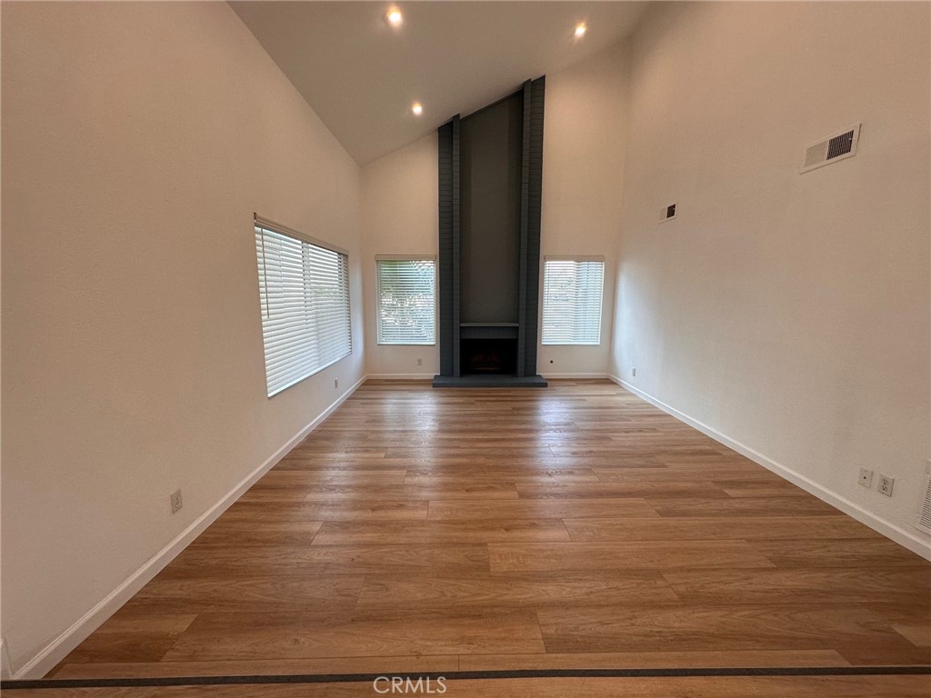 Residential Lease for rent at 12111 Wagner, Culver City CA featuring 4 beds and 3 baths