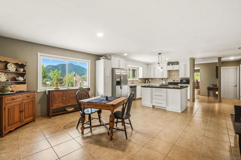 Residential for sale at 1861 Vista De La Montana, El Cajon CA featuring 3 beds and 3 baths