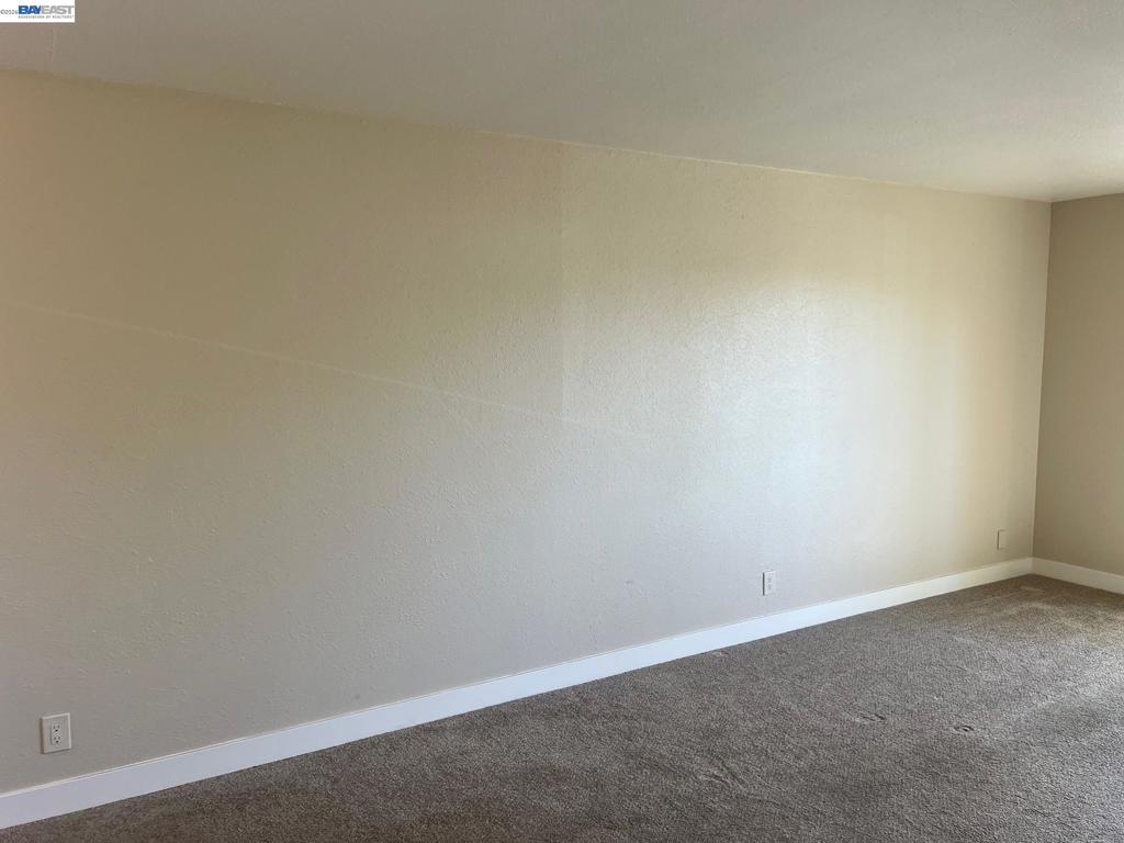 Residential Lease for rent at 36976 Mulberry St, Newark CA featuring 2 beds and 1 bath