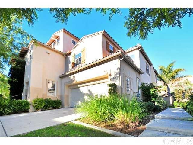 Residential Lease for rent at 335 Caminito Barcelona Street, Chula Vista, San Diego County CA featuring 3 beds and 3 baths