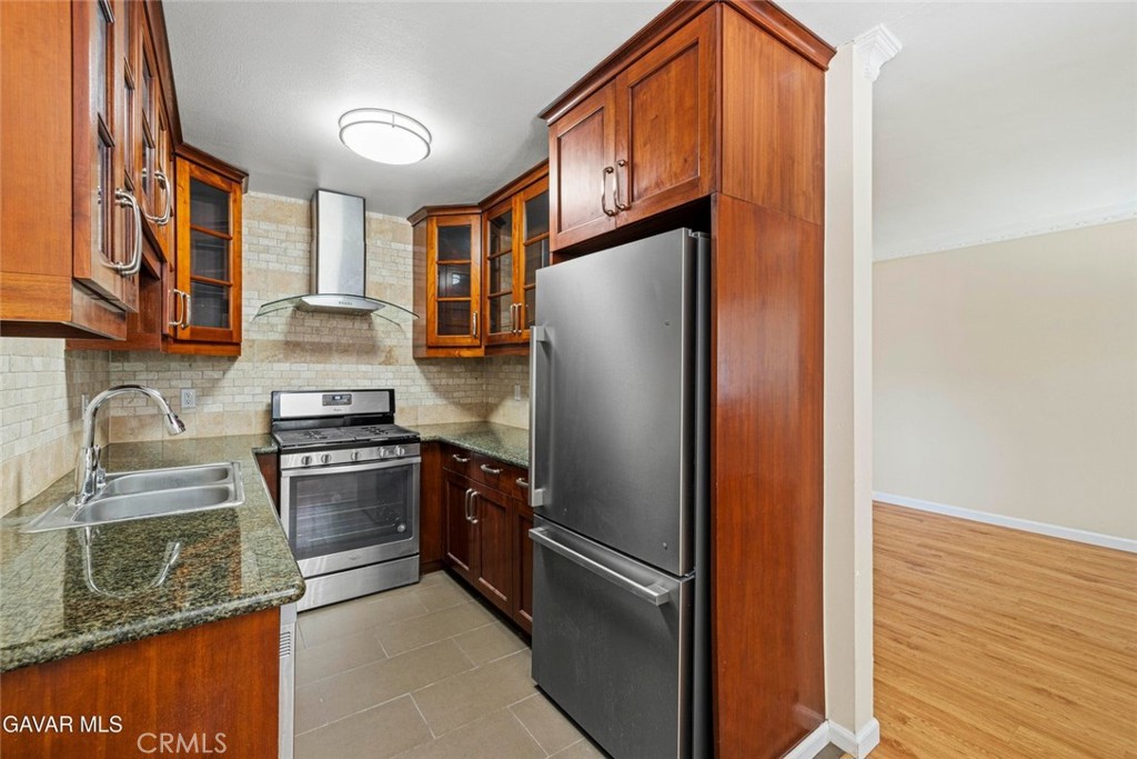 Active for sale at Glendale, CA, Glendale, CA CA and 1 bath