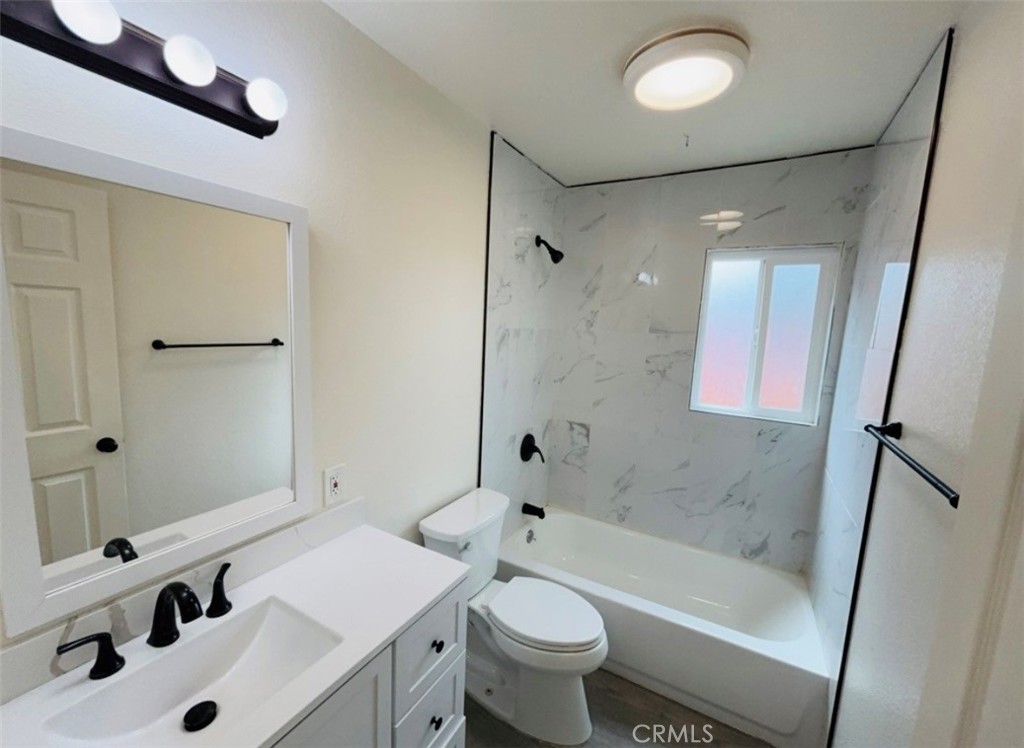 Residential Lease for rent at 3928 Everest, Riverside CA featuring 2 beds and 1 bath