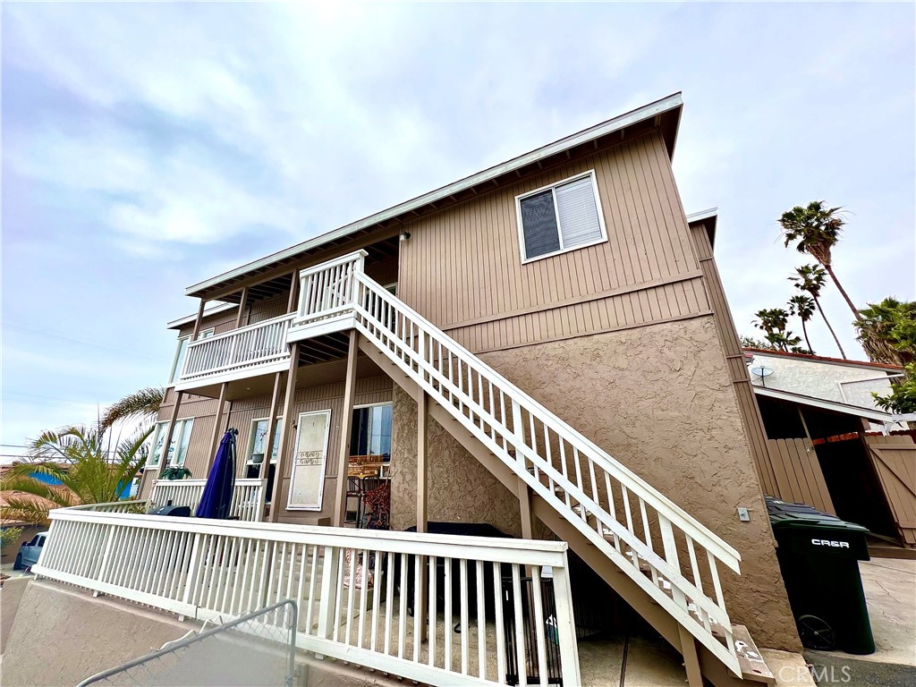 Residential Lease for rent at 2613 Calle Del Comercio B, San Clemente CA featuring 3 beds and 2 baths