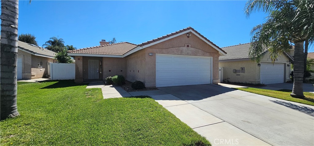 Residential Lease for rent at 7739 Somerset, Highland CA featuring 3 beds and 2 baths