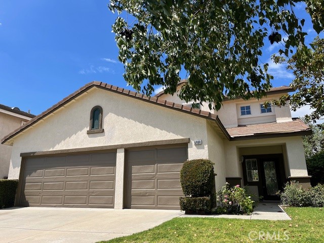 Residential Lease for rent at 6988 Edinburgh, Rancho Cucamonga CA featuring 4 beds and 3 baths