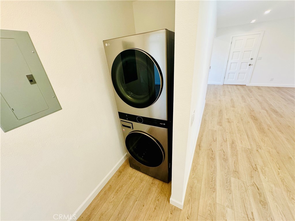 Residential Lease for rent at 112 E Avenida San Gabriel 3, San Clemente CA featuring 2 beds and 2 baths