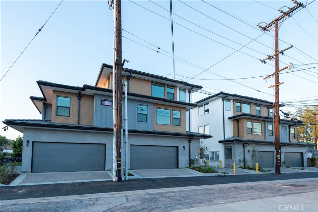 Residential Lease for rent at 5922 Encinita A, Temple City CA featuring 3 beds and 3 baths