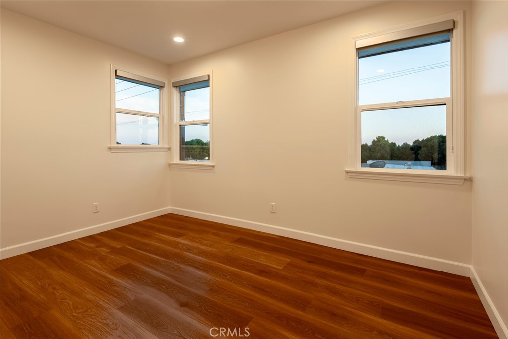 Residential Lease for rent at 5922 Encinita C, Temple City CA featuring 3 beds and 3 baths